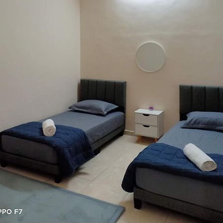 Melissa Homestay Merlimau Esterno foto